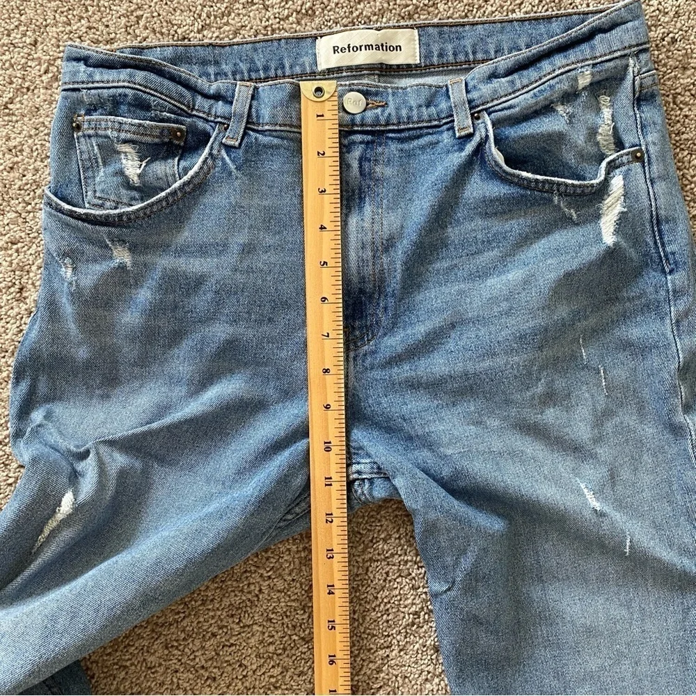 Reformation Cropped Flood Jeans Distressed Raw Hem in Olympic Wash Sz 30 - Picture 14 of 16